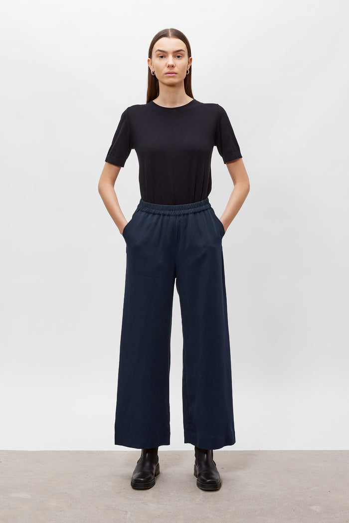 THEA - Flowy Tencel Pants, navy