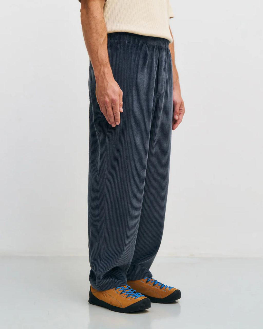Weite Cordhose Biobaumwolle blau