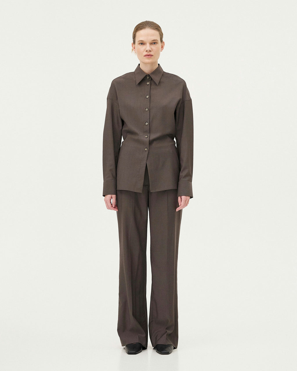 Renne Brown – Verstellbare Bluse aus Schurwolle
